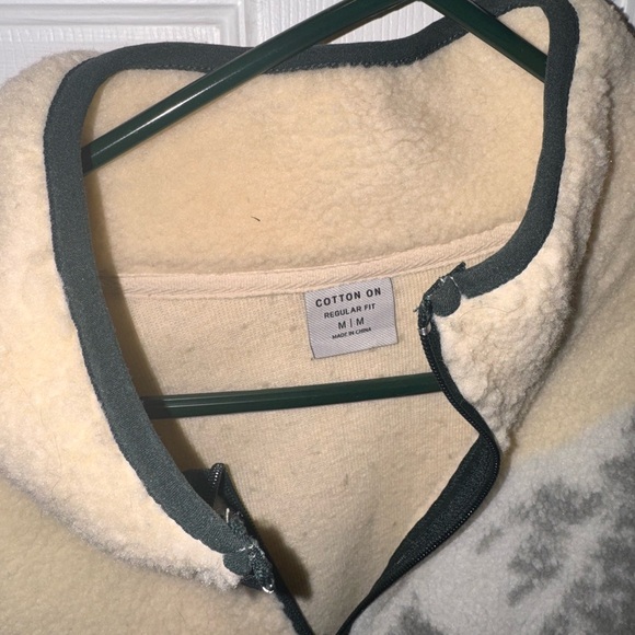 Cotton On Men's Cream and Gray Zip Up Sweater - Picture 3 of 4